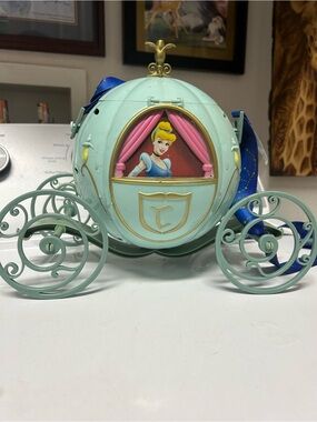 Disney Cinderella's Carriage Popcorn Bucket Disney Souvenir With Strap. Retired